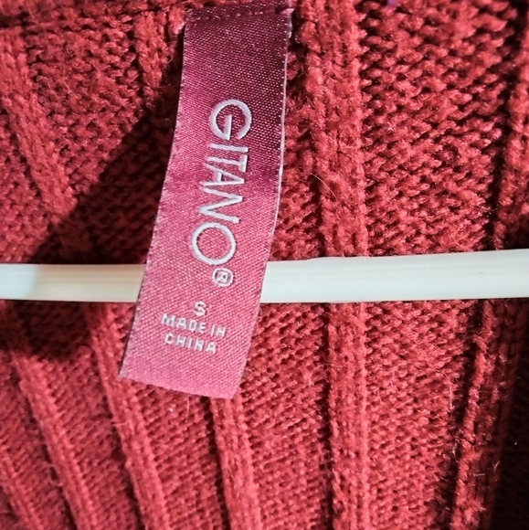 Women's Sweater - Picture 3 of 3